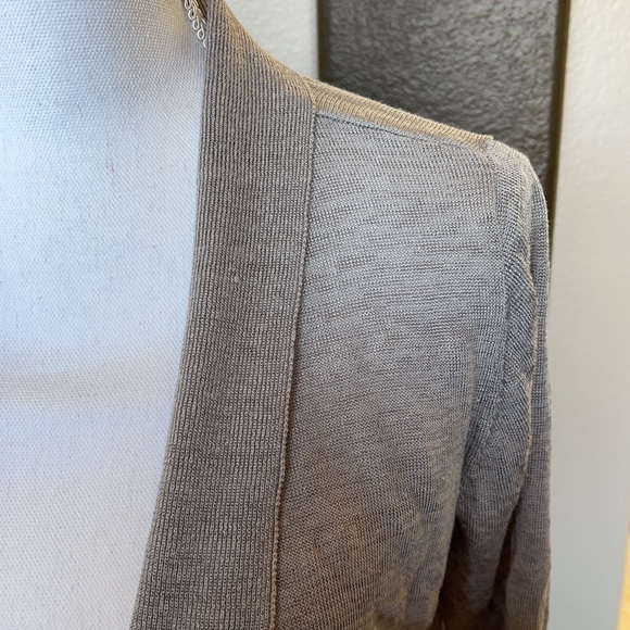 Light weight light gray cardigan - Picture 2 of 3